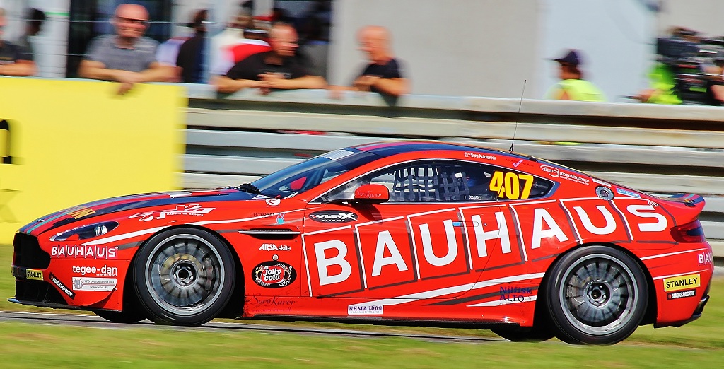 Den flotte Aston Martin Vantage.
(Foto: Birger W. Johansen)